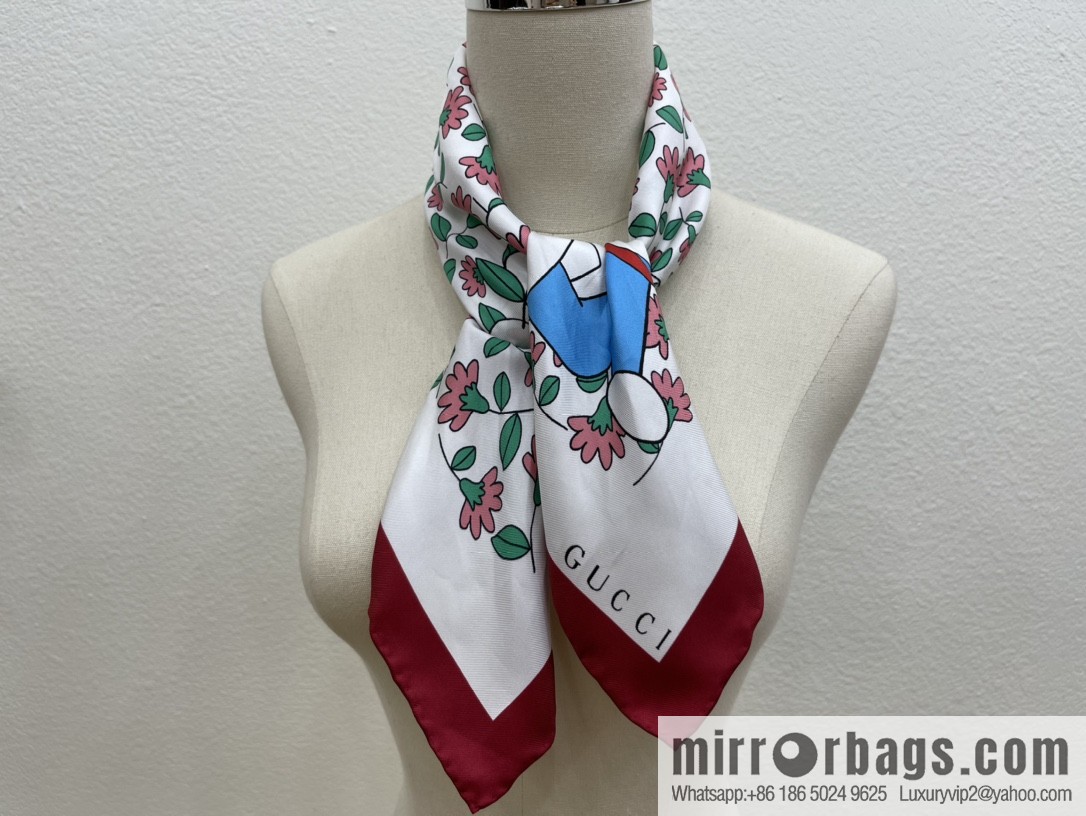 GUCCIxDoraemon joint 100% silk square scarf