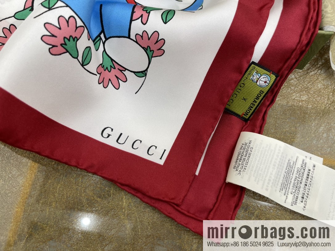 GUCCIxDoraemon joint 100% silk square scarf