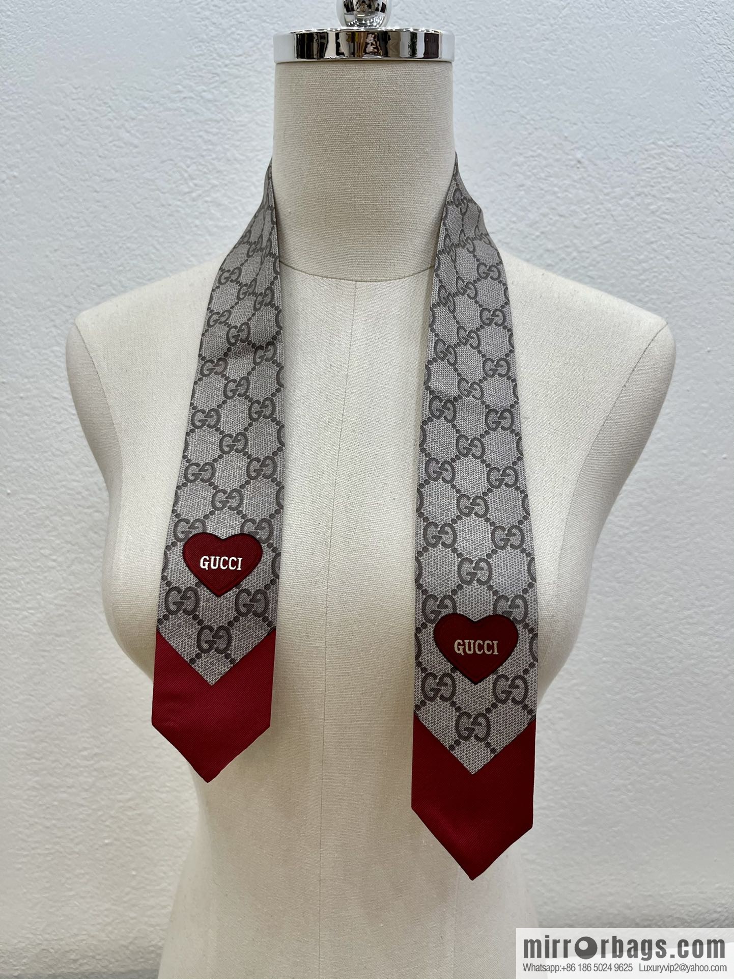GUCCI Gucci 100% silk Valentine's Day limited edition love ribbon