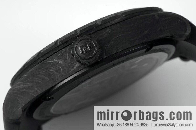 The new Roger Dubuis carbon fiber tourbillon is shocked! EXCALIBUR (King Series) DBEX0577 1. Exclusive custom Roger Dubuis RD.509SQ tourbillon manual core