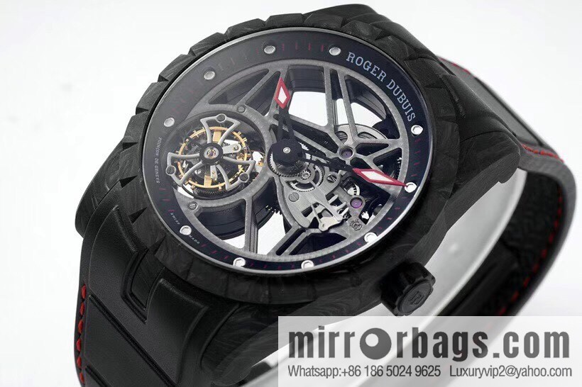 The new Roger Dubuis carbon fiber tourbillon is shocked! EXCALIBUR (King Series) DBEX0577 1. Exclusive custom Roger Dubuis RD.509SQ tourbillon manual core