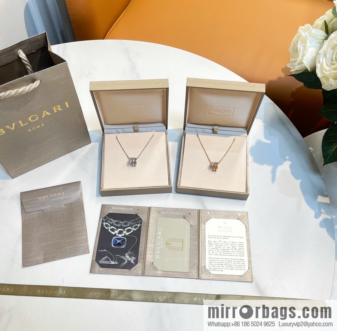 BVLGARI Bulgari classic snake bone half diamond necklace