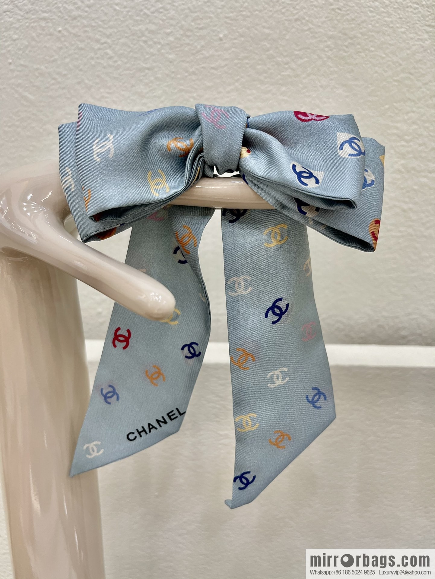 CHANEL Chanel Xiaoxiang Twiily 100% Silk Silk Hair Band Ribbon AA7447