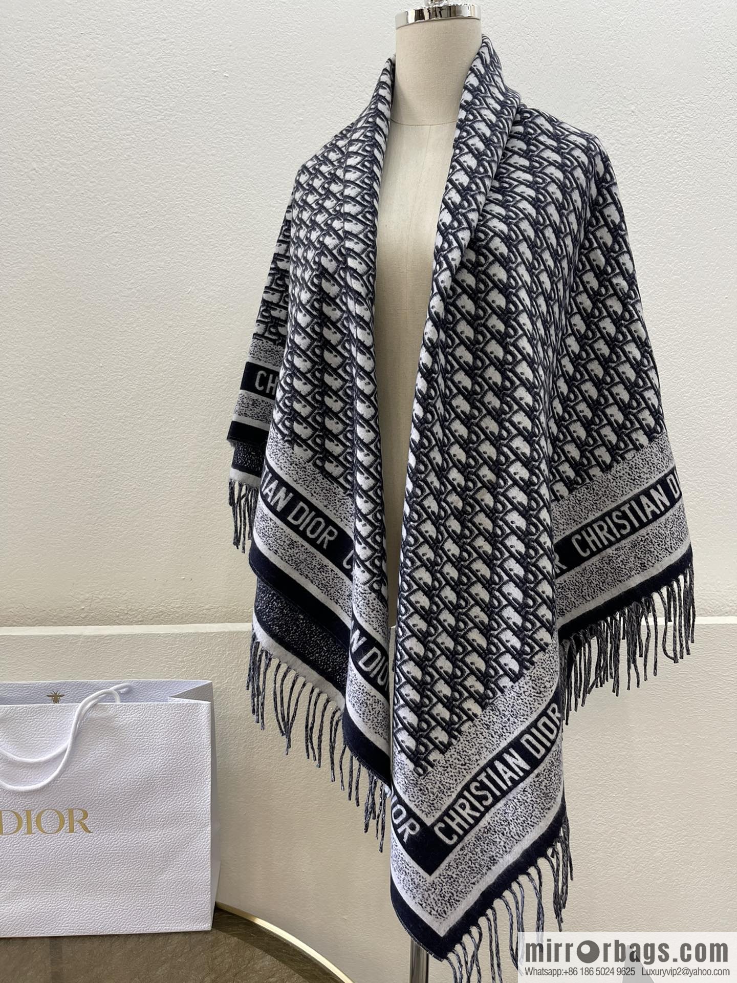 Dior Oblique print/embroidery pattern embellished shawl 01CDO140I100_C540