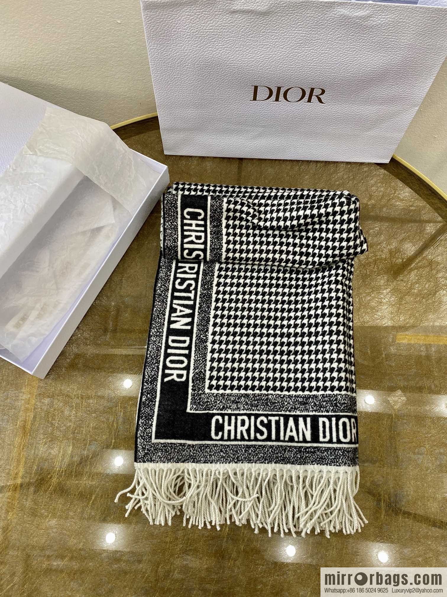 Dior Dior MontaIgne Black and White Thousand Birds Shawl 94MON140I057_C980