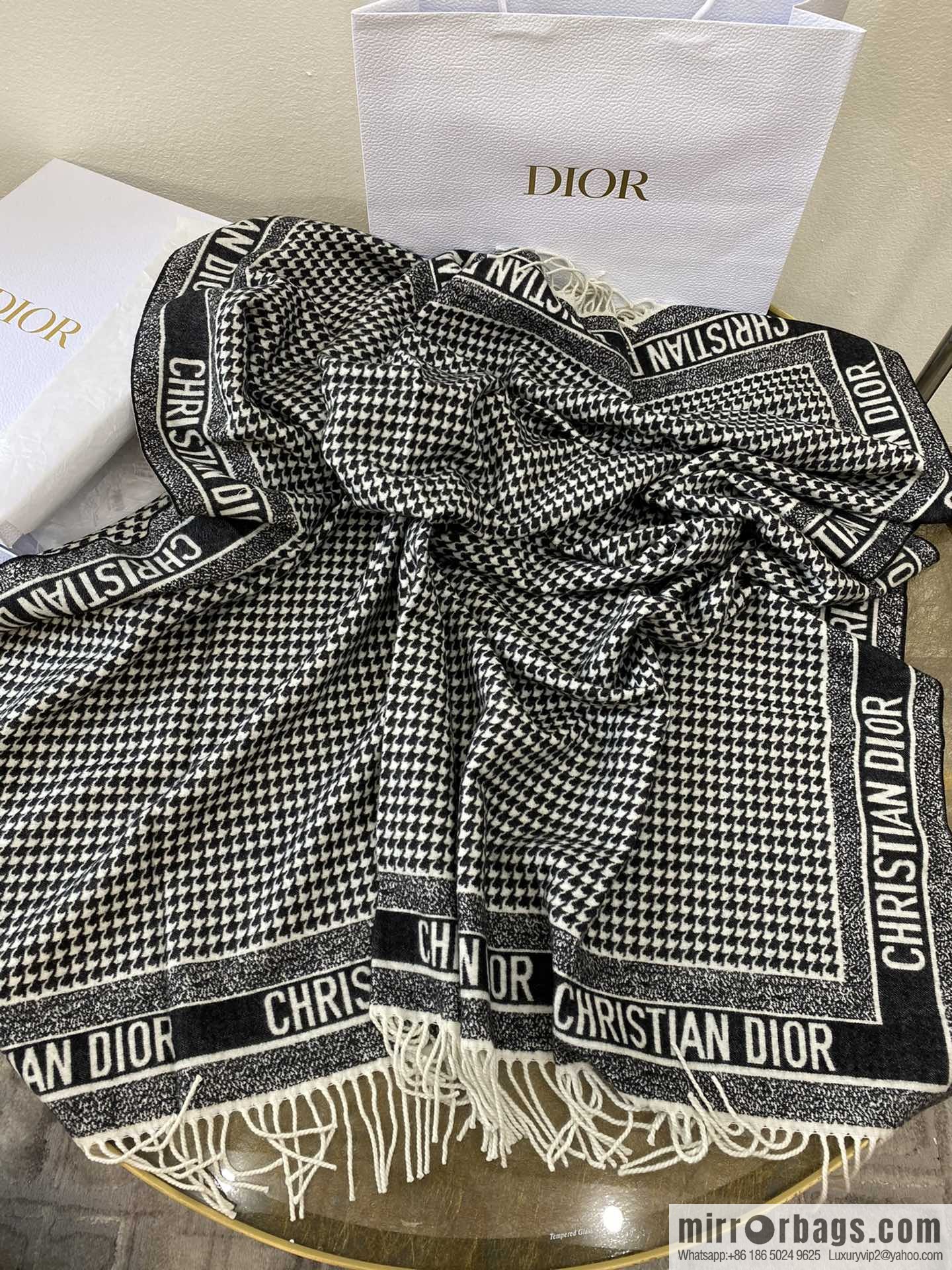 Dior Dior MontaIgne Black and White Thousand Birds Shawl 94MON140I057_C980