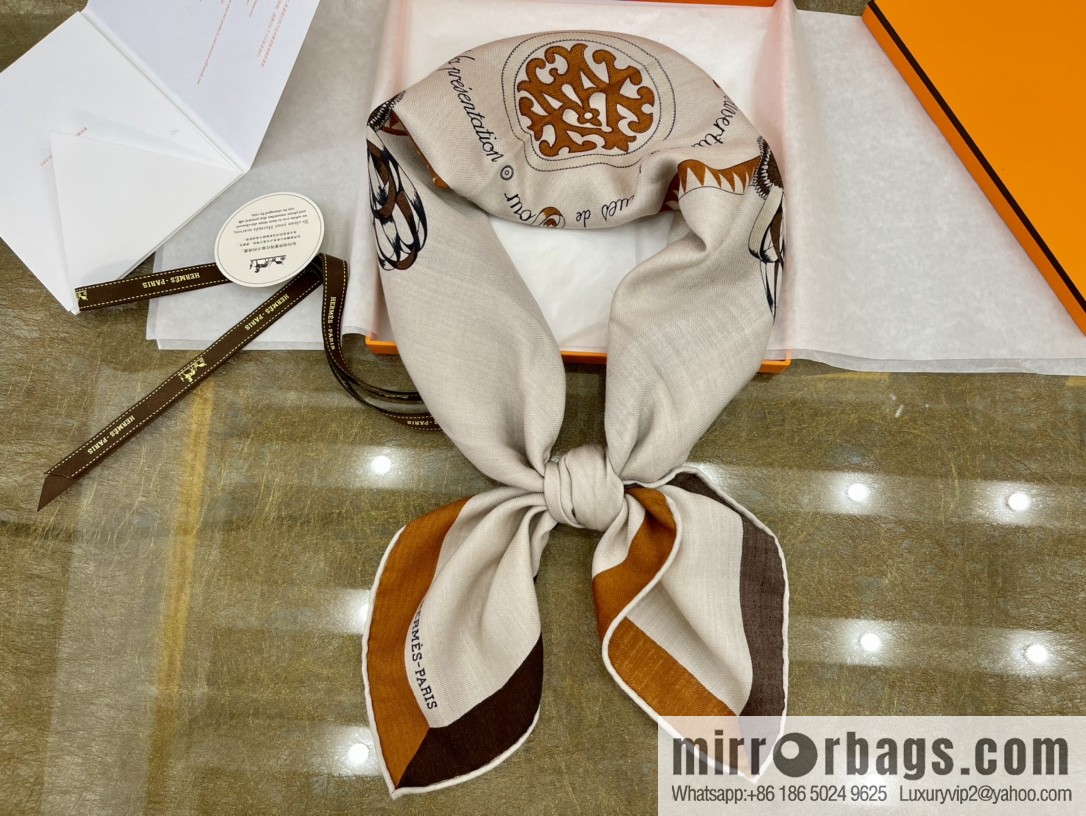 Hermes Hermès coat of arms pattern printing new solid color silk square scarf