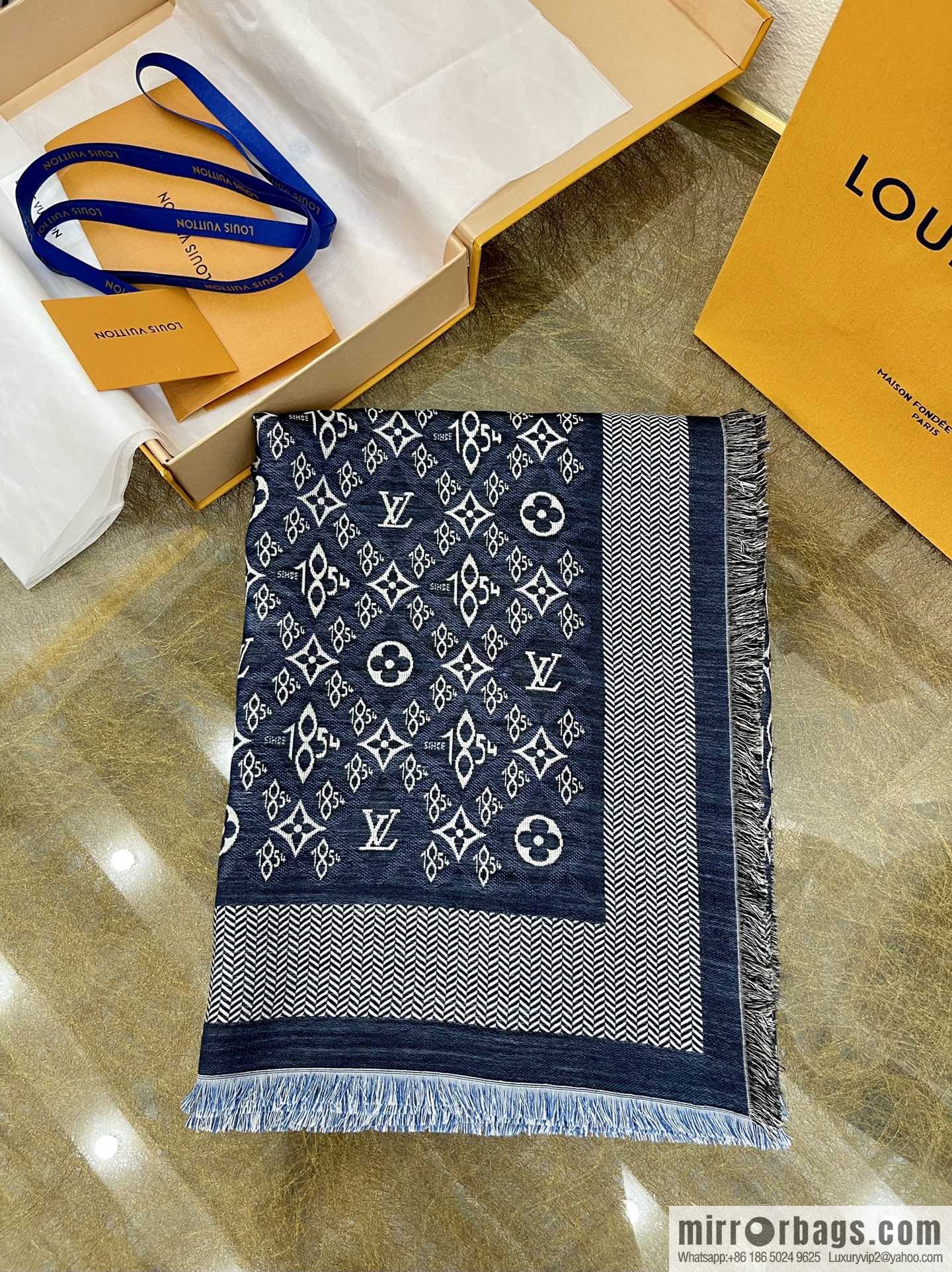 LV Louis Vuitton 60% silk 40% wool scarf shawl mp2821 mp2823