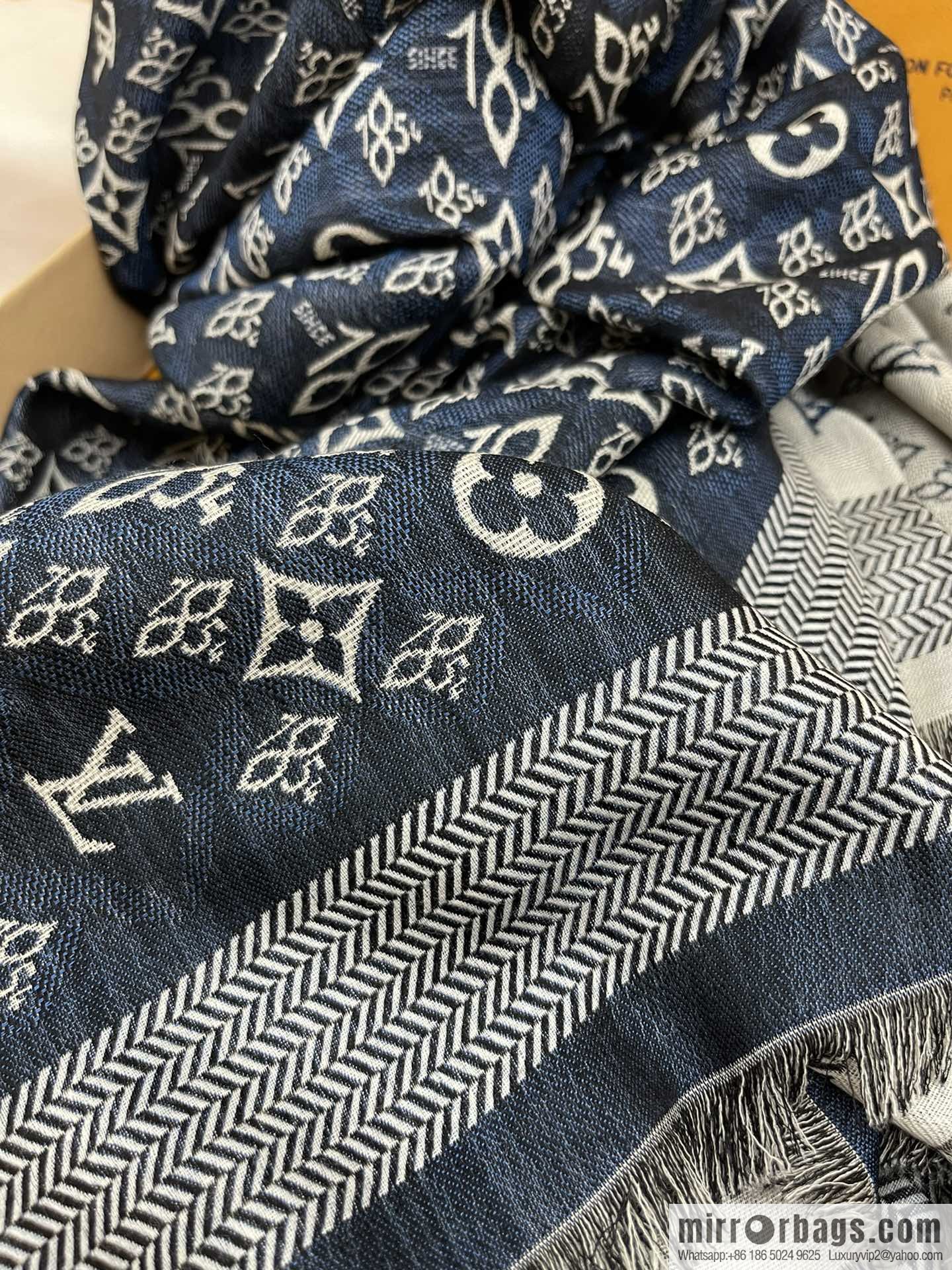 LV Louis Vuitton 60% silk 40% wool scarf shawl mp2821 mp2823