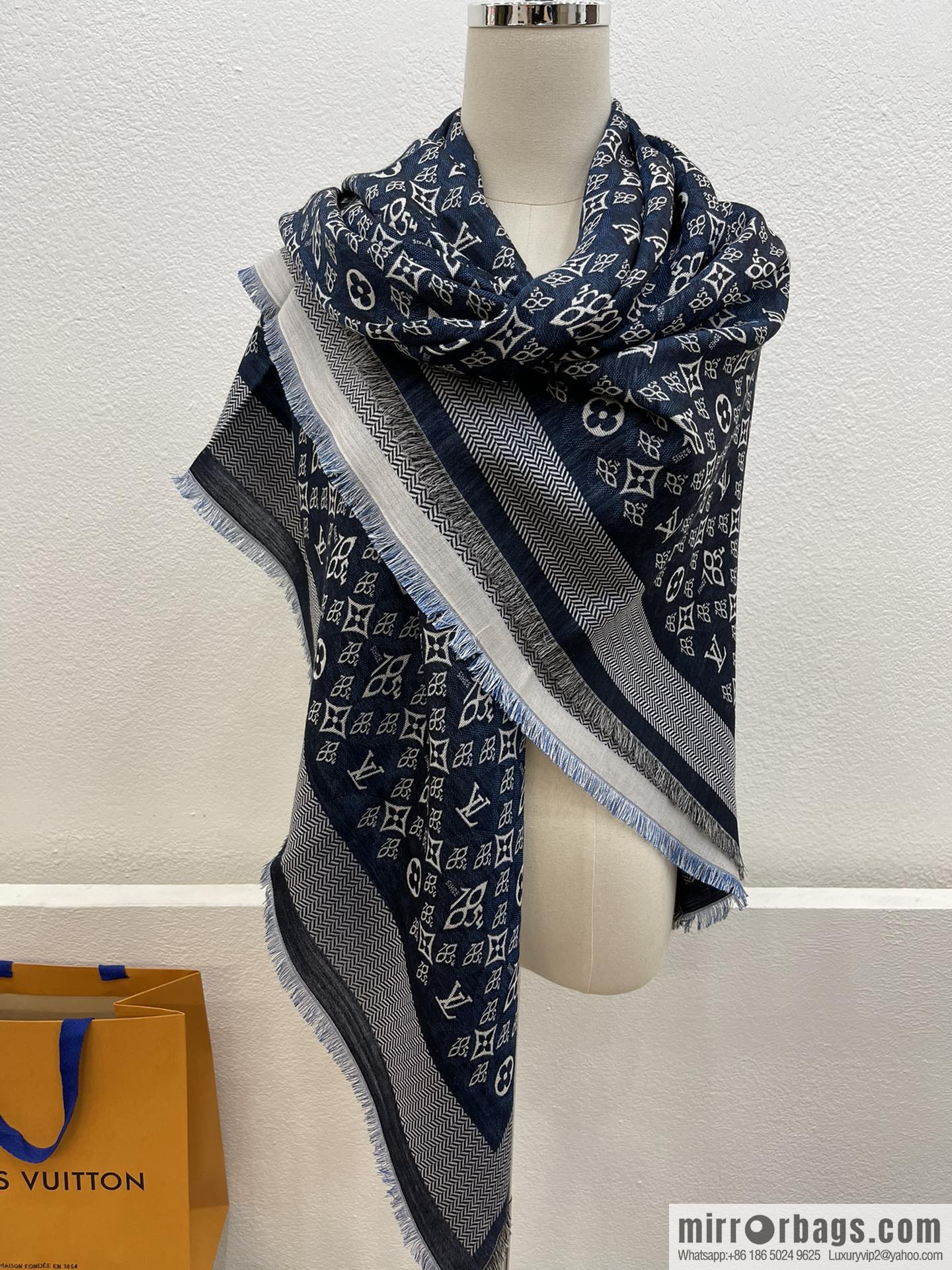 LV Louis Vuitton 60% silk 40% wool scarf shawl mp2821 mp2823