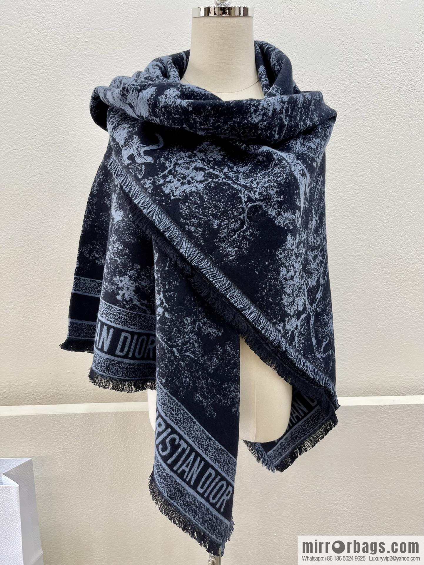 Dior Dior Navy Blue Rui Printed Shawl Blanket 12TOJ090I605_C543