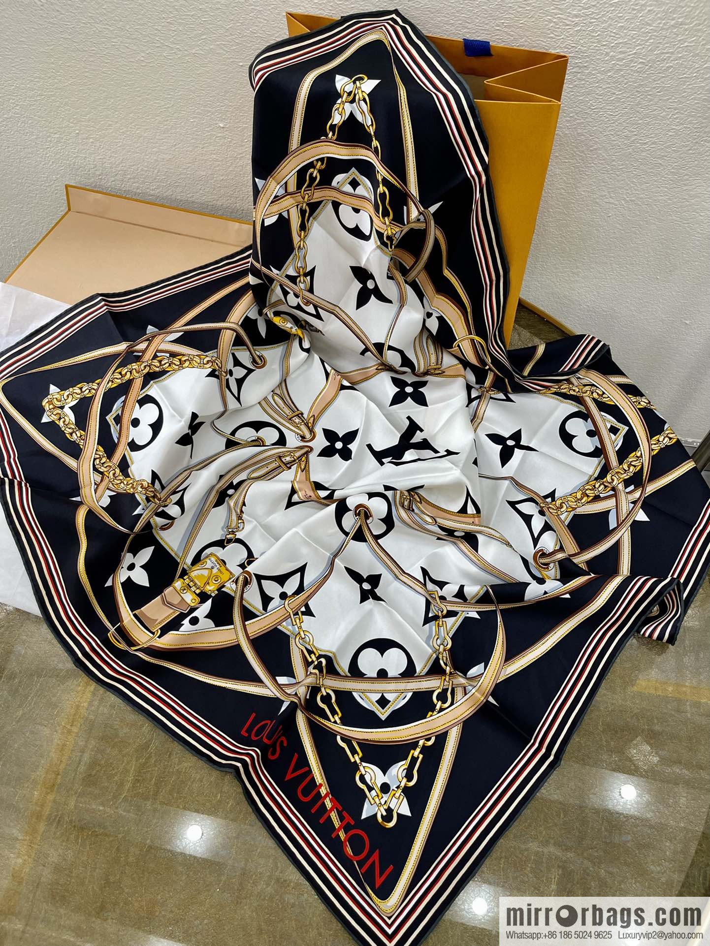 LV Louis Vuitton 100% Silk Perfect Match Silk Scarf M76649