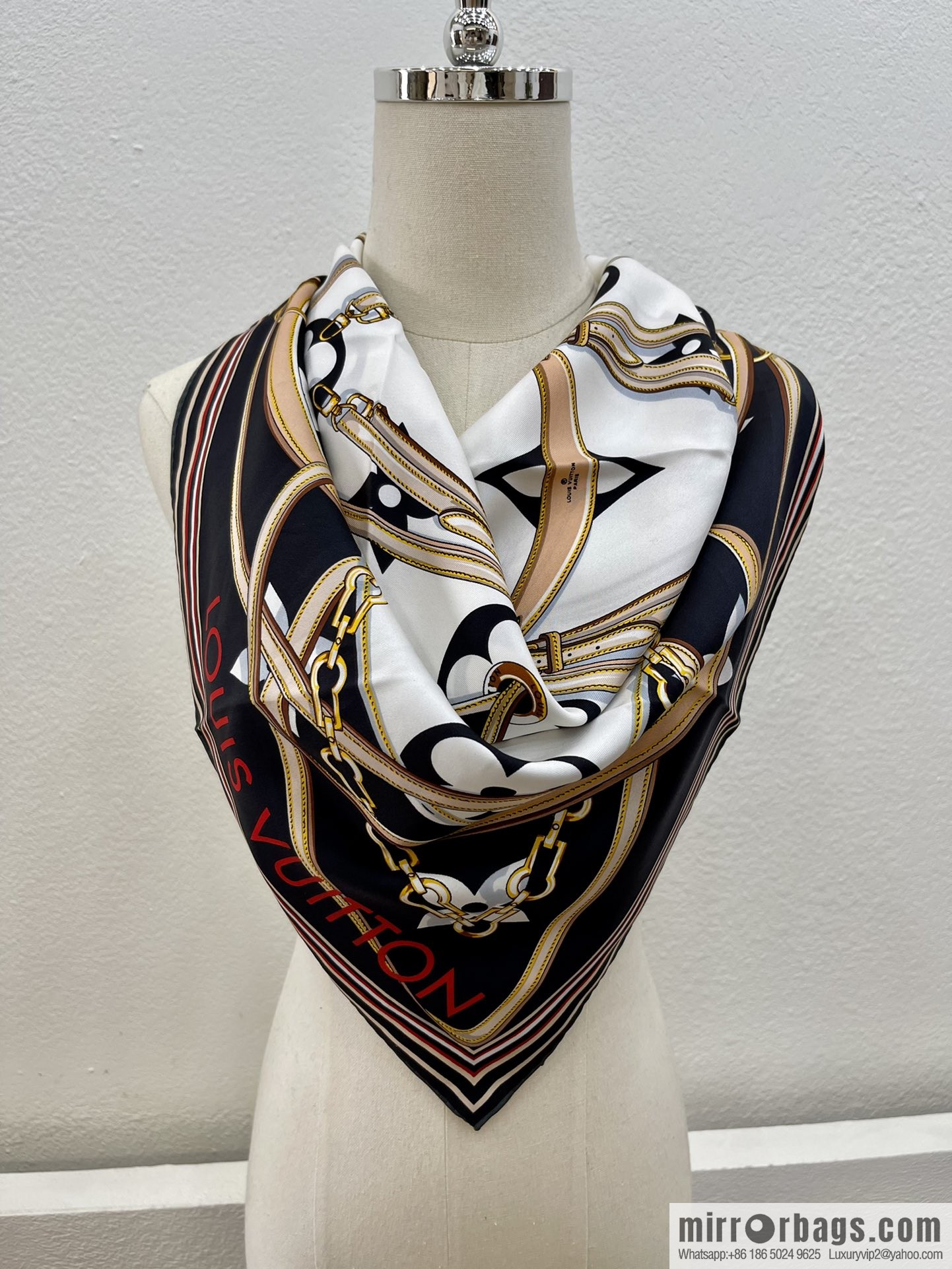 LV Louis Vuitton 100% Silk Perfect Match Silk Scarf M76649