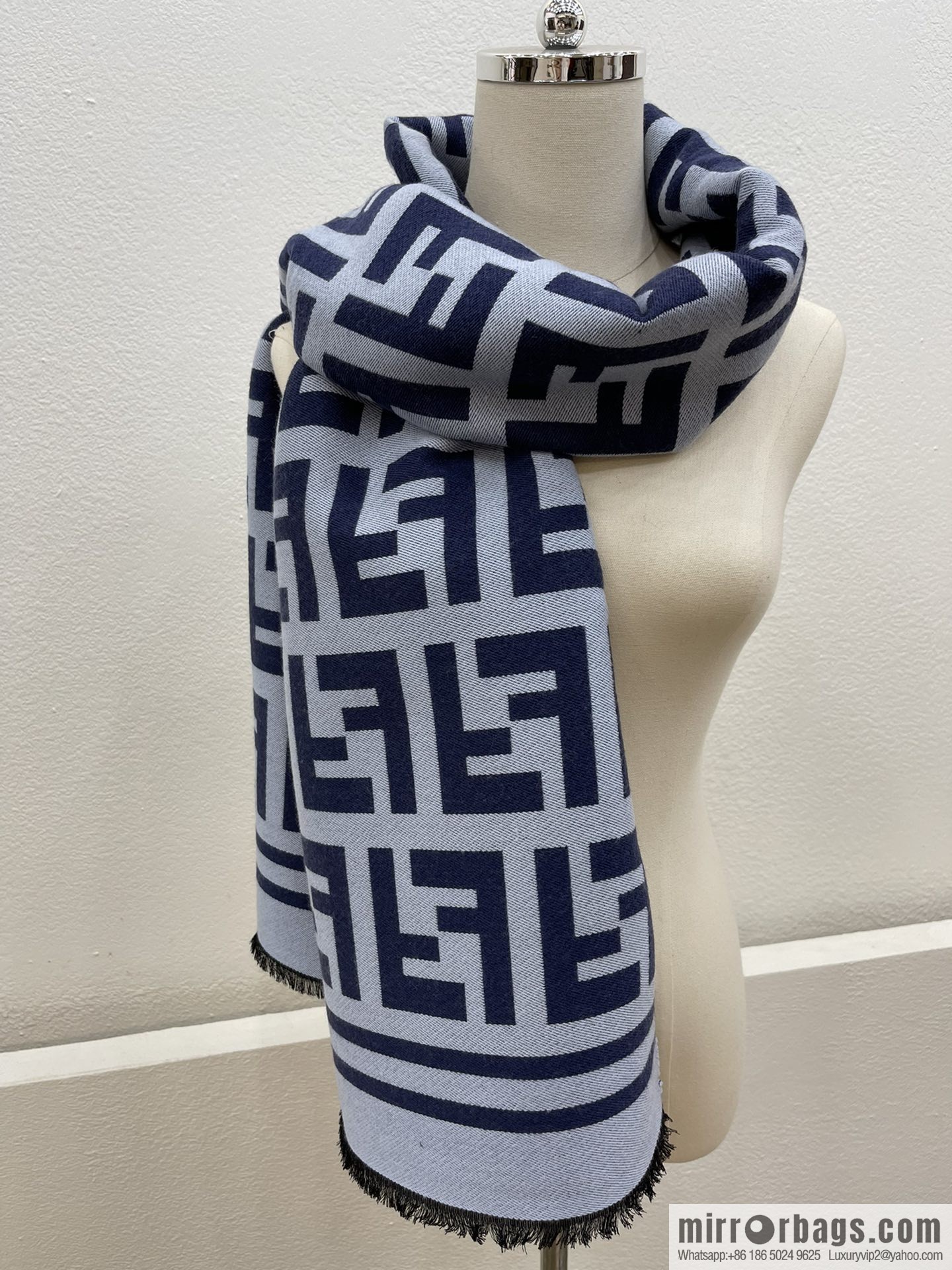 FENDI Fendi Vintage Classic Double FLogo Scarf FXS424A3Q1F0UD6