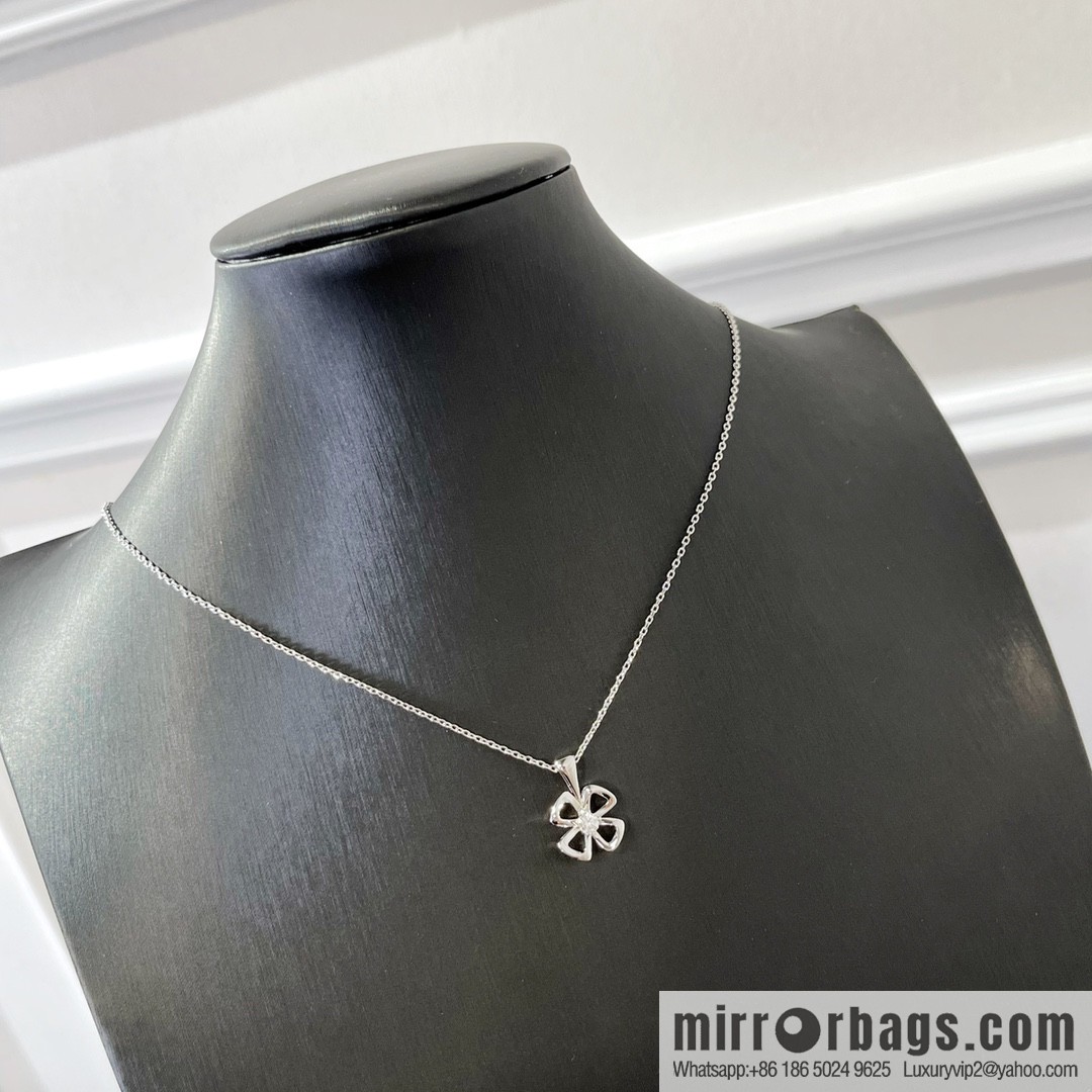 BVLGARI Bulgari series, four-leaf clover necklace
