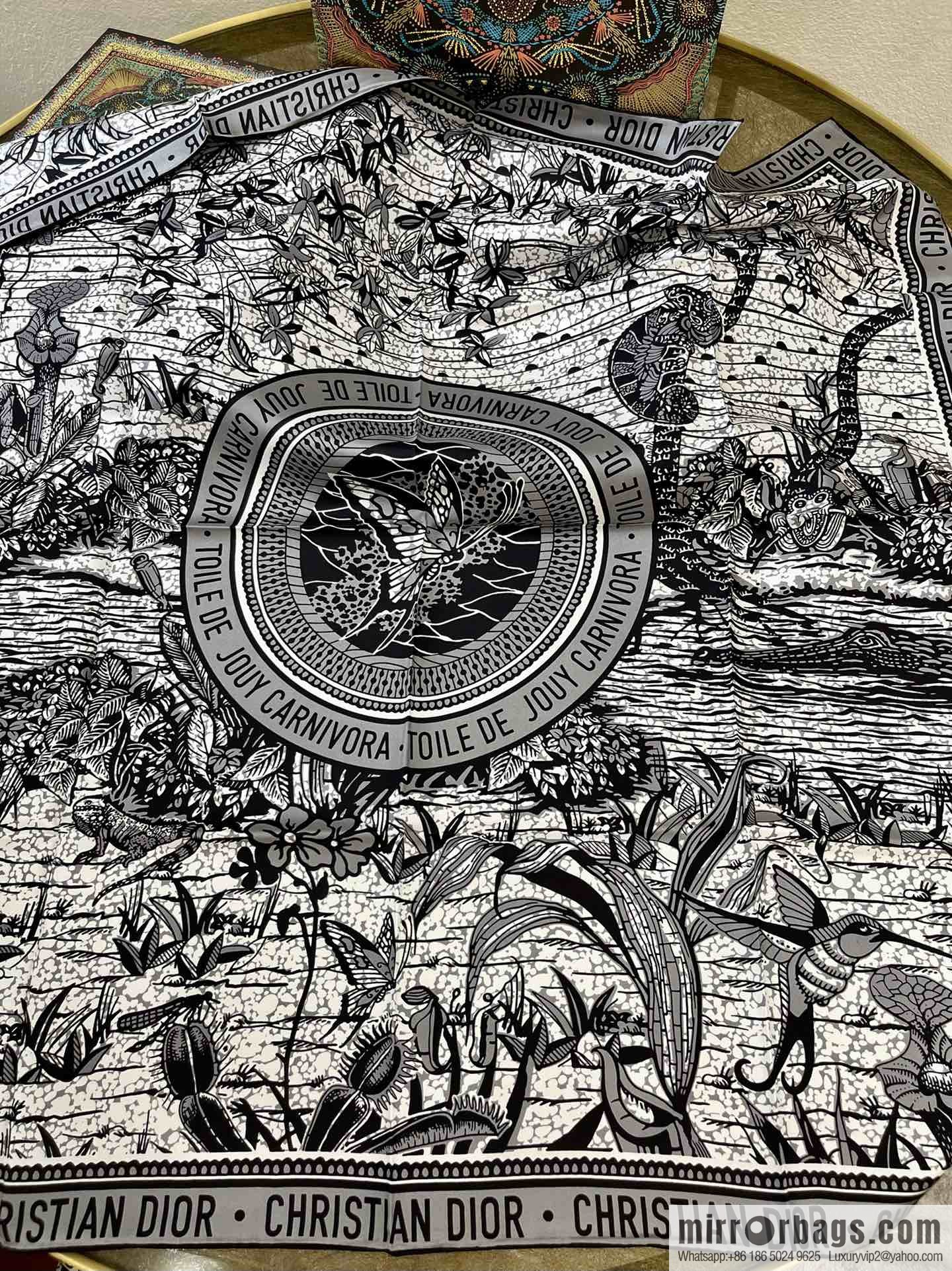 Dior 100% silk scarf with pattern from the Dior Jungle Collection