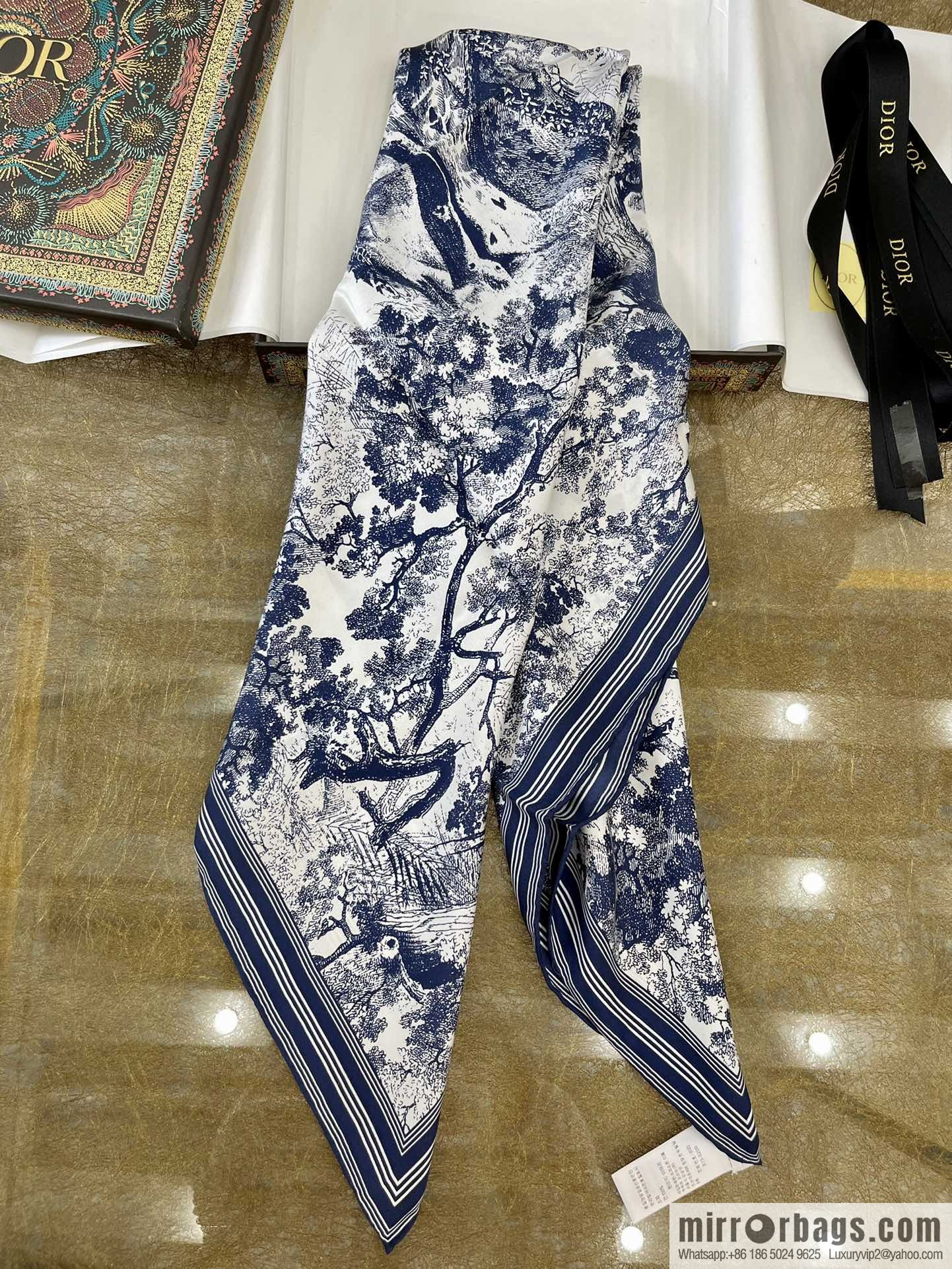 Dior 100% silk scarf with pattern from the Dior Jungle Collection