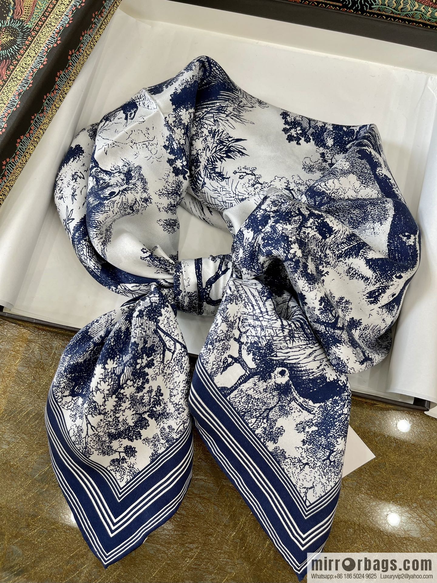 Dior 100% silk scarf with pattern from the Dior Jungle Collection