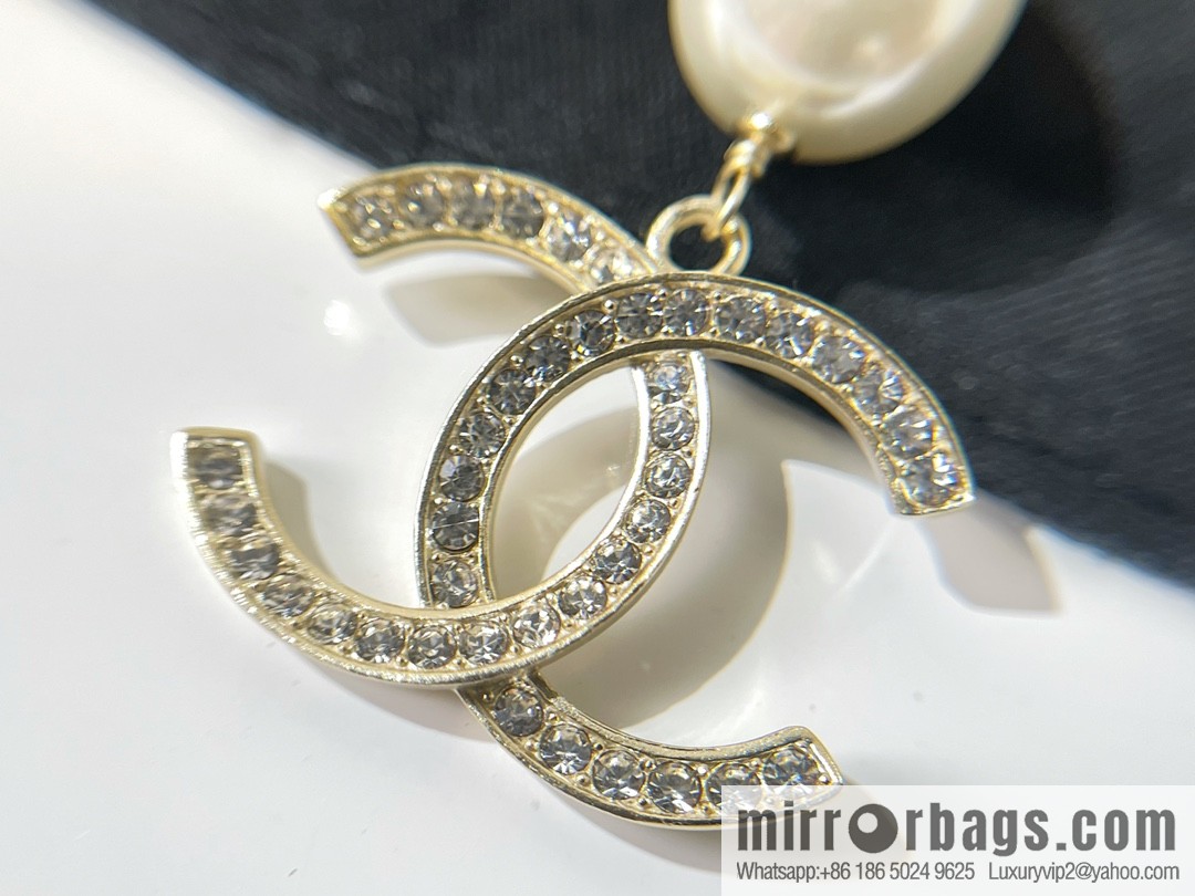 2021 new CHANEL Chanel double c pearl full diamond necklace