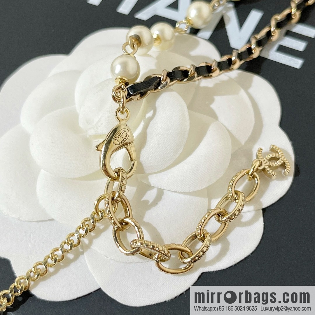 2021 new CHANEL Chanel double c pearl double layer black leather rope necklace
