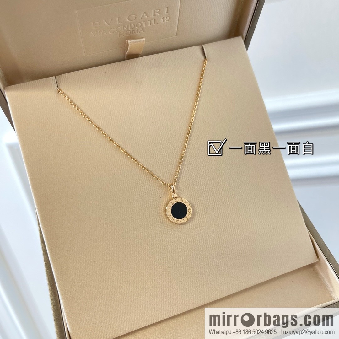 BVLGARI Bulgari ring black and white double-sided necklace
