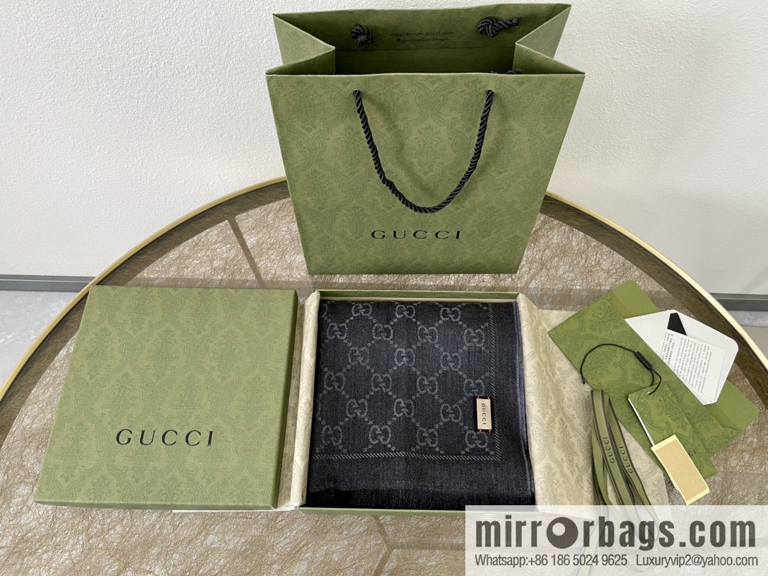 GUCCI Gucci GG Jacquard pattern knitted wool scarf 133483