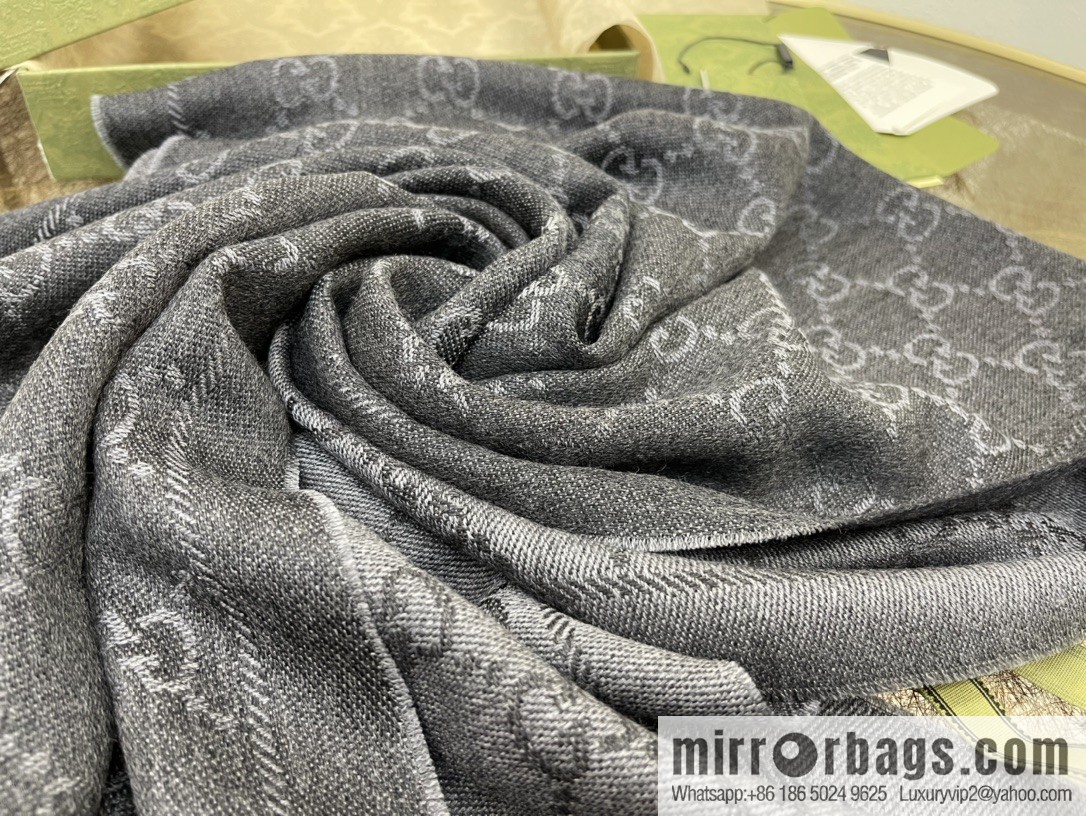 GUCCI Gucci GG Jacquard pattern knitted wool scarf 133483