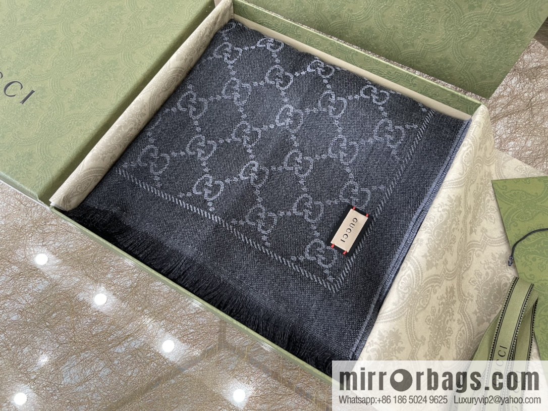 GUCCI Gucci GG Jacquard pattern knitted wool scarf 133483