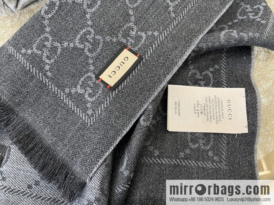 GUCCI Gucci GG Jacquard pattern knitted wool scarf 133483