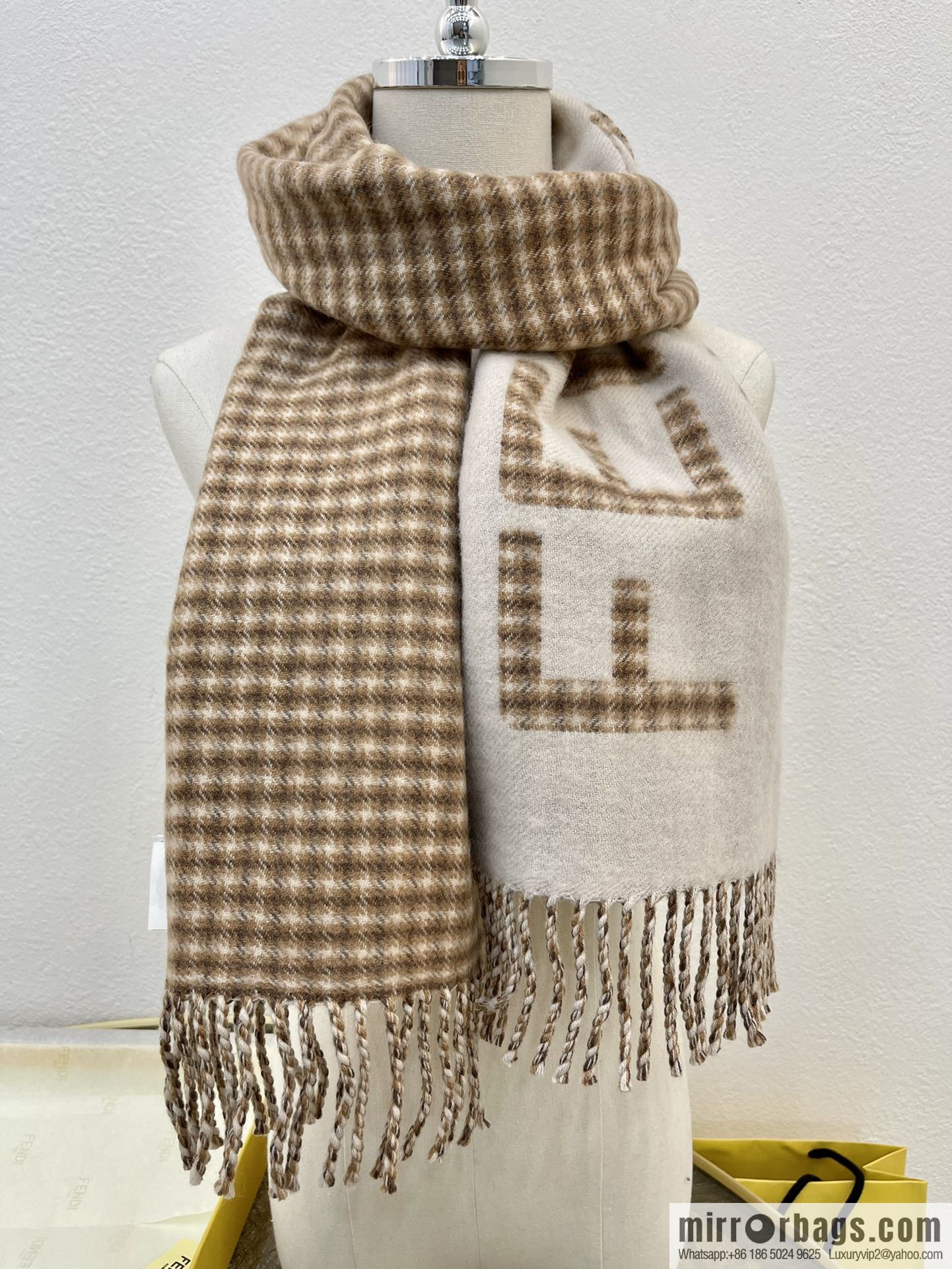 FENDI Fendi Roman plaid double-sided towel