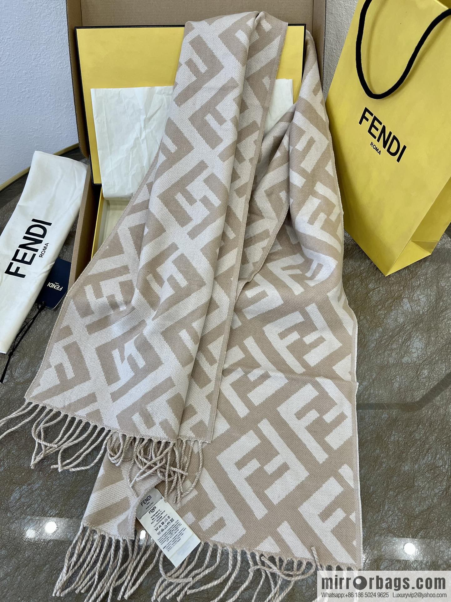 FENDI Fendi Classic FF Logo Cashmere Scarf FXT260