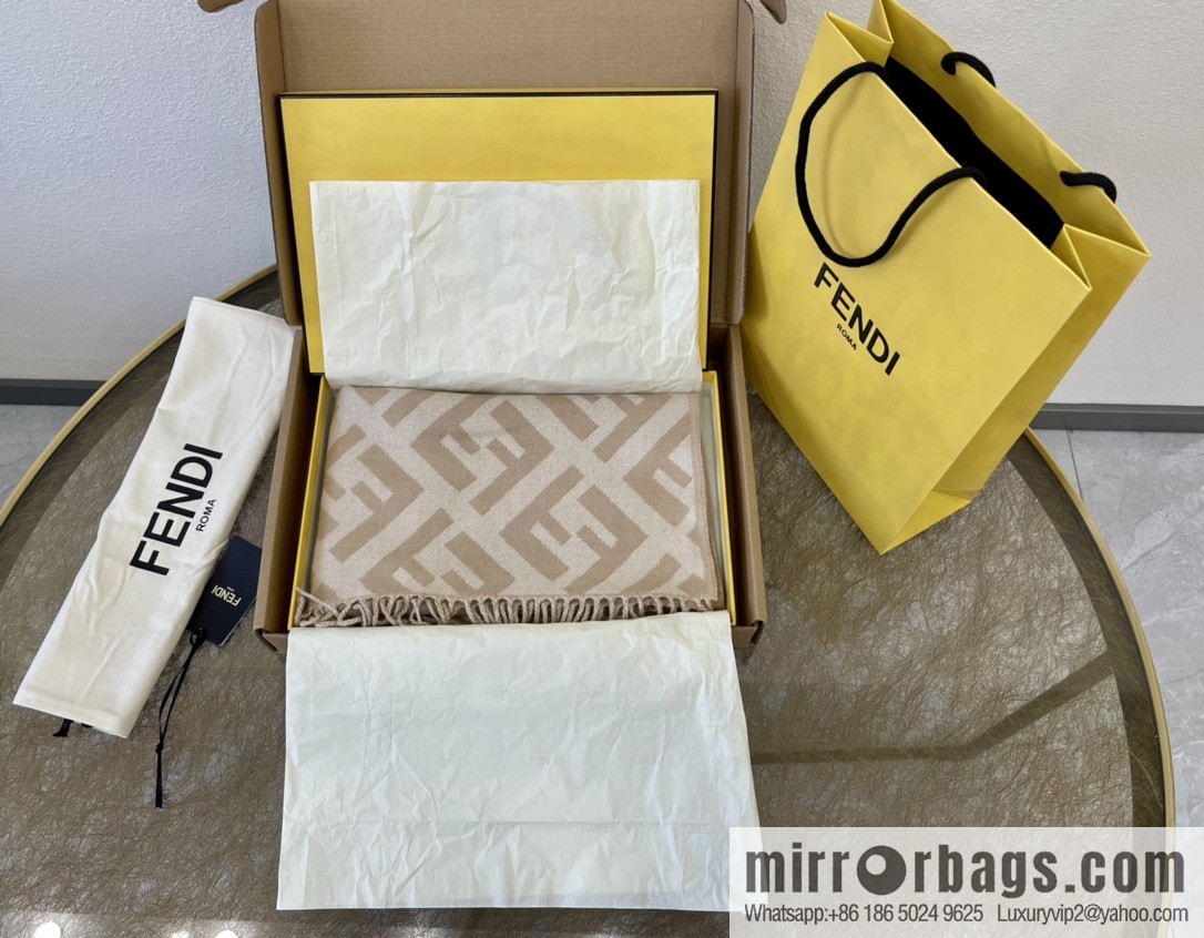 FENDI Fendi Classic FF Logo Cashmere Scarf FXT260