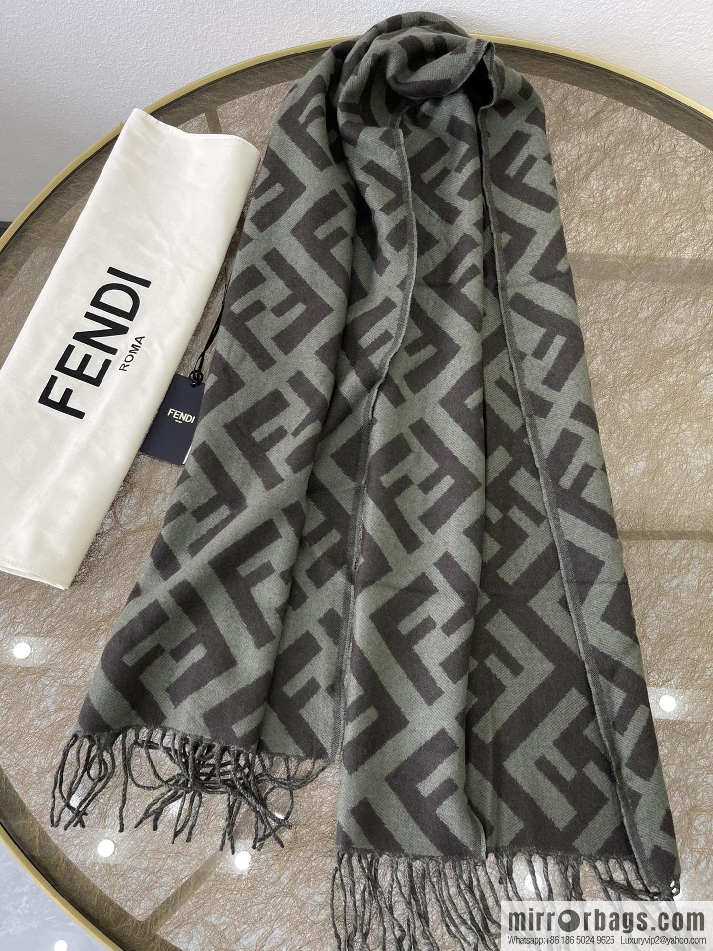 FENDI Fendi Classic FF Logo Cashmere Scarf FXT260