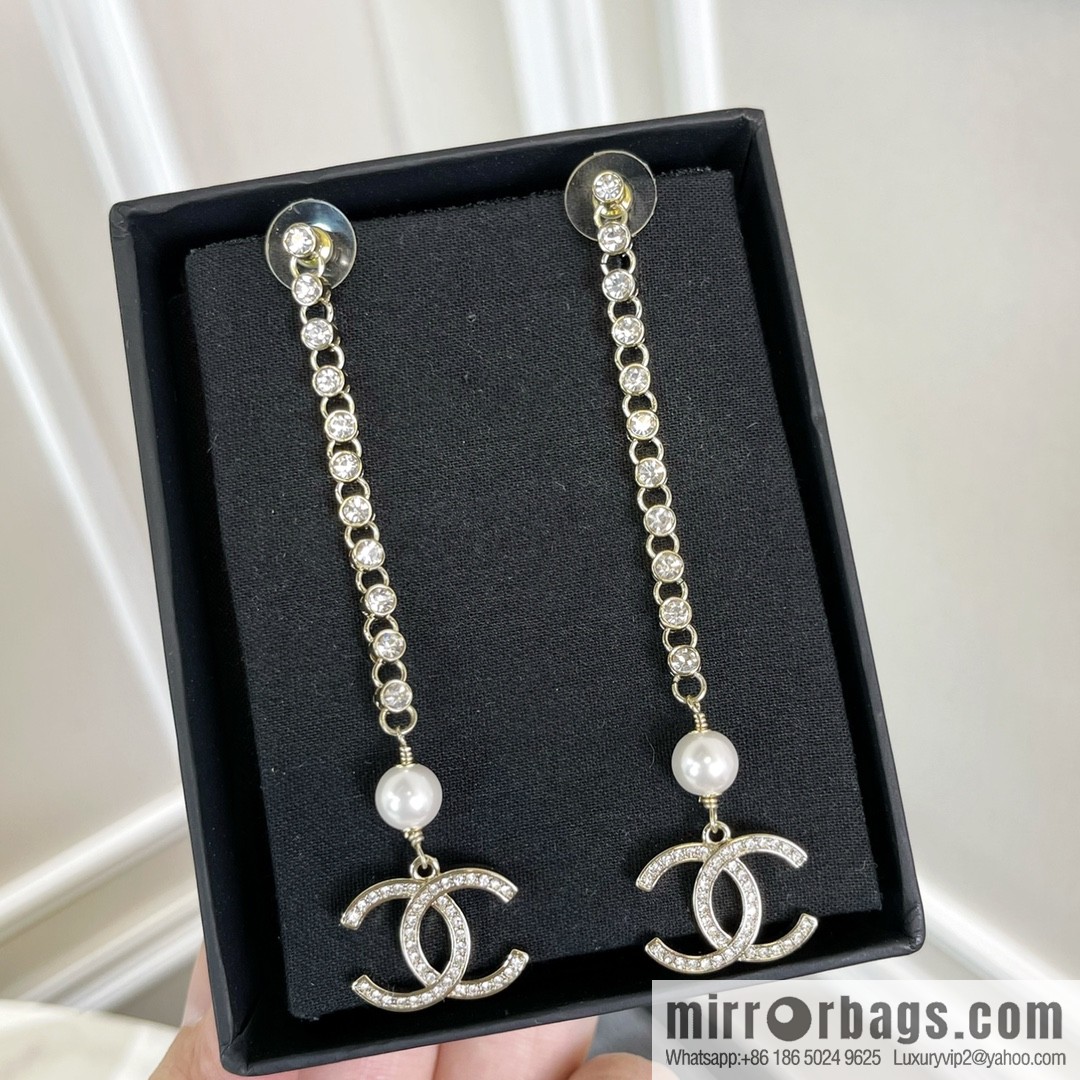 New ☑️ CHANEL Chanel double c pearl stud earrings