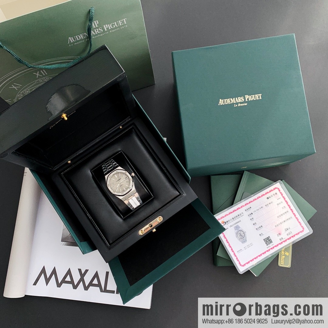 Women's Audemars Piguet Royal Oak bezel inlaid with 40 pieces with VS1.7 natural real diamond Audemars Piguet CAL.4302 all-in-one watch