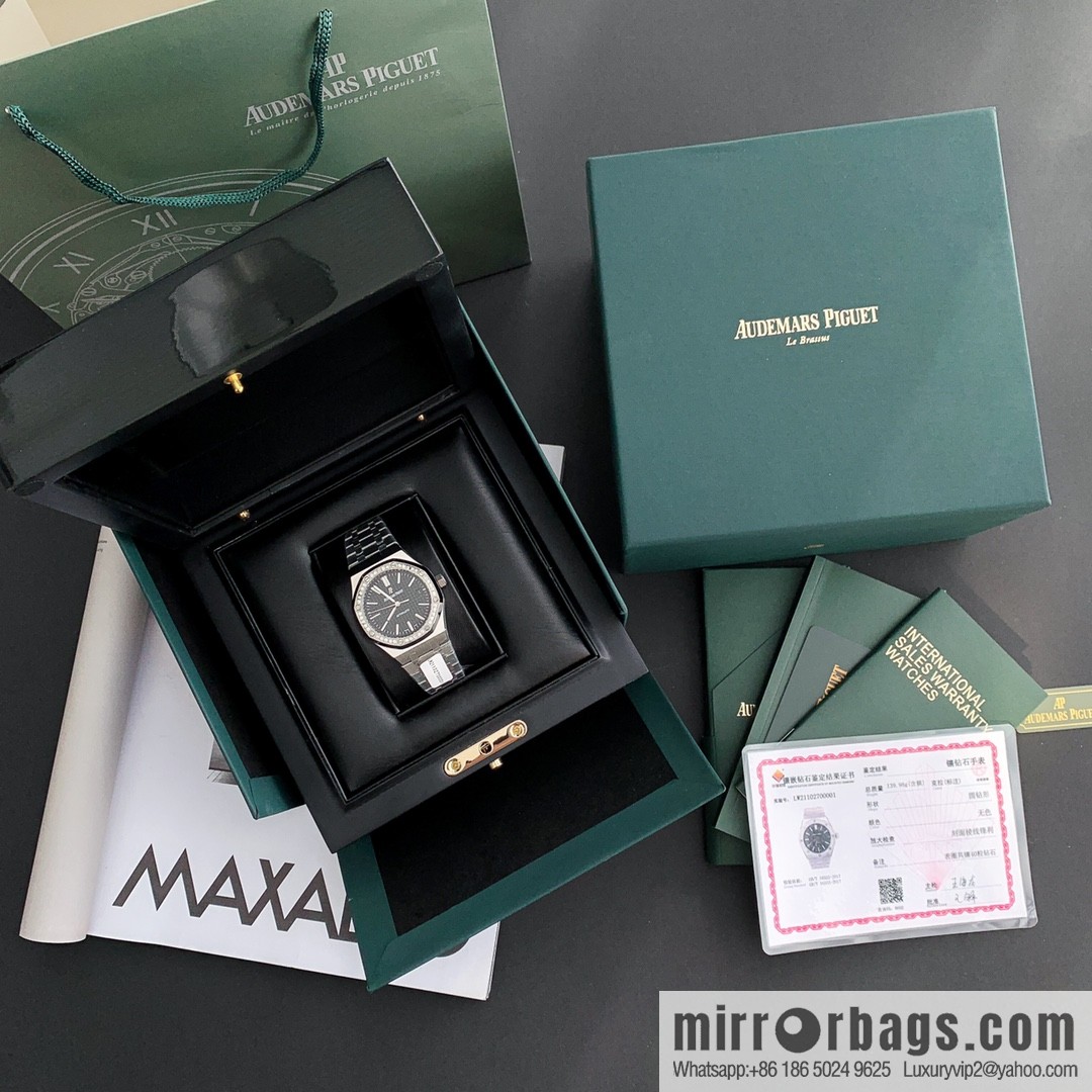 Women's Audemars Piguet Royal Oak bezel inlaid with 40 pieces with VS1.7 natural real diamond Audemars Piguet CAL.4302 all-in-one watch
