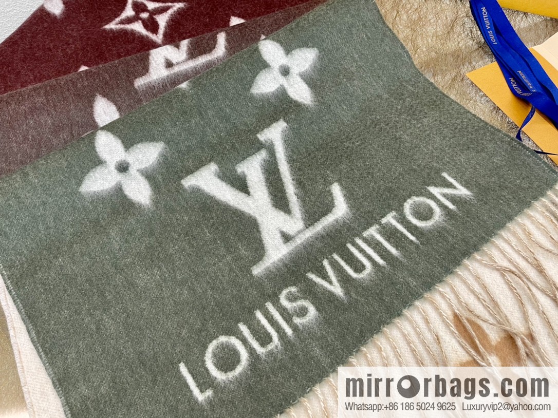 LV Louis Vuitton gradual change color 100% cashmere scarf M76881