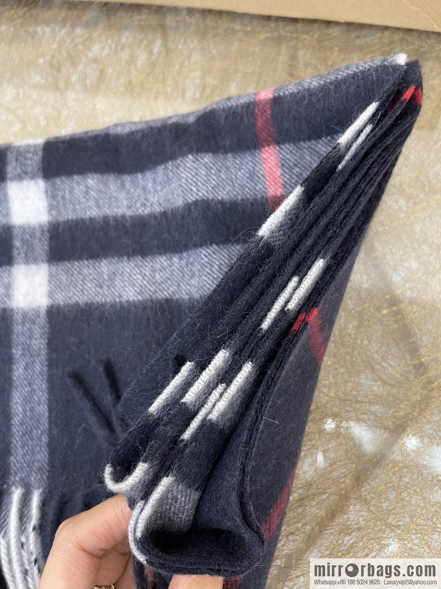 Burberry classic checked cashmere scarf