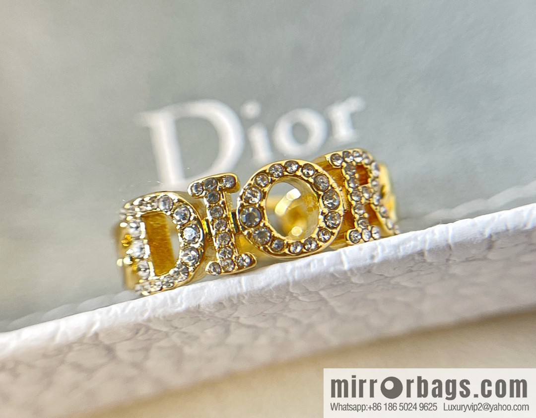 New ☑️ DIOR Dior full diamond letter ring