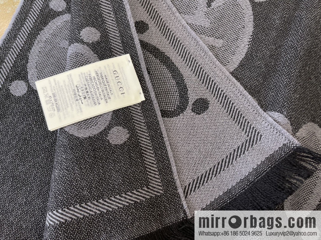 GUCCI Gucci GG logo wool jacquard scarf 598189
