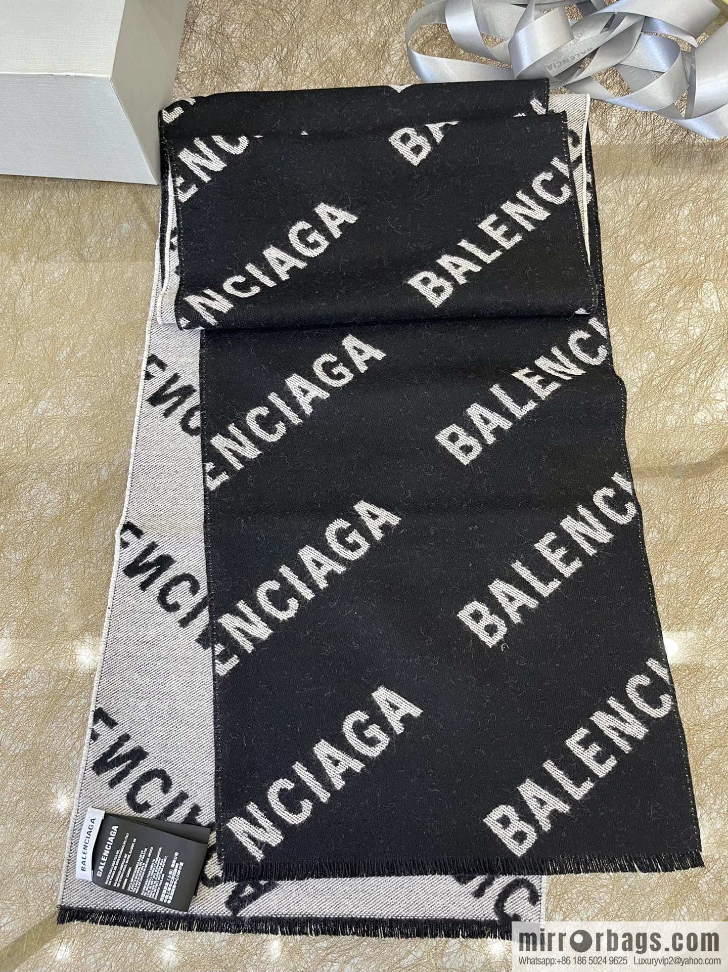 BALECNIAGA Balenciaga wool women's scarf