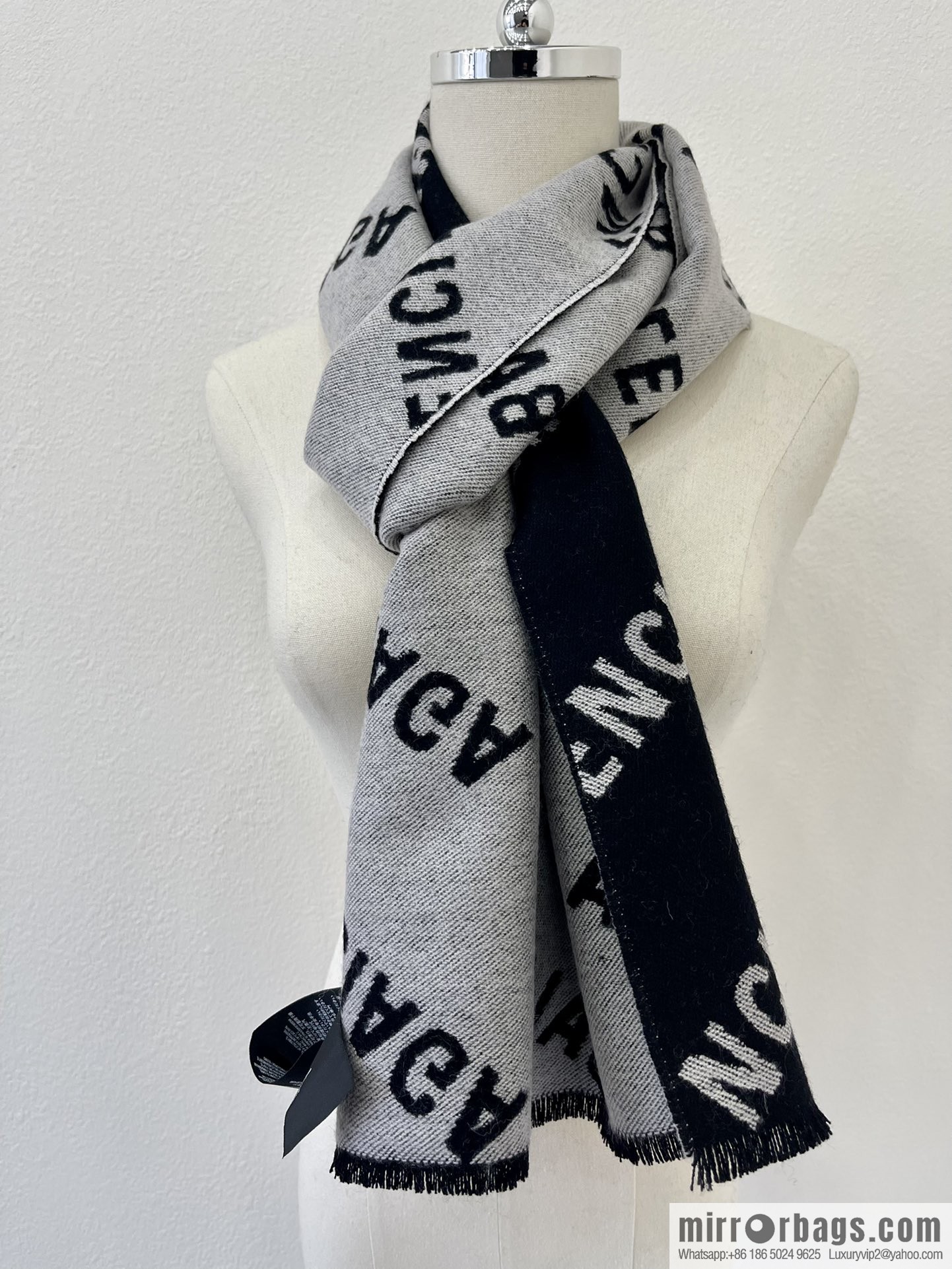 BALECNIAGA Balenciaga wool women's scarf