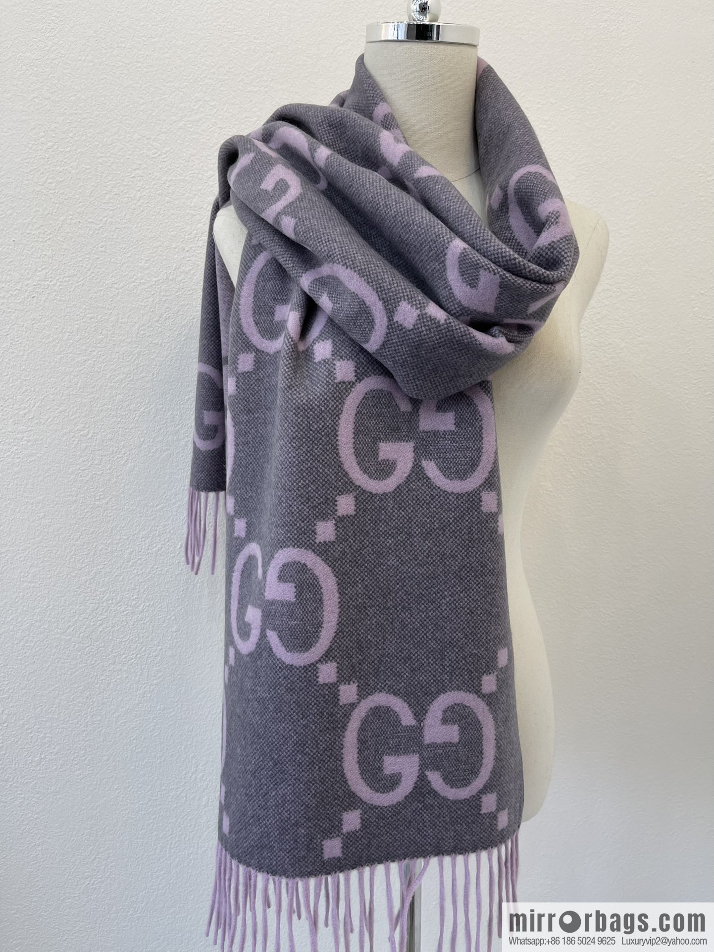 GUCCI Gucci GG pattern fringed detail pure cashmere scarf 674275