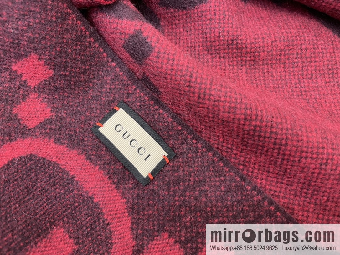 GUCCI Gucci GG pattern fringed detail pure cashmere scarf 674275