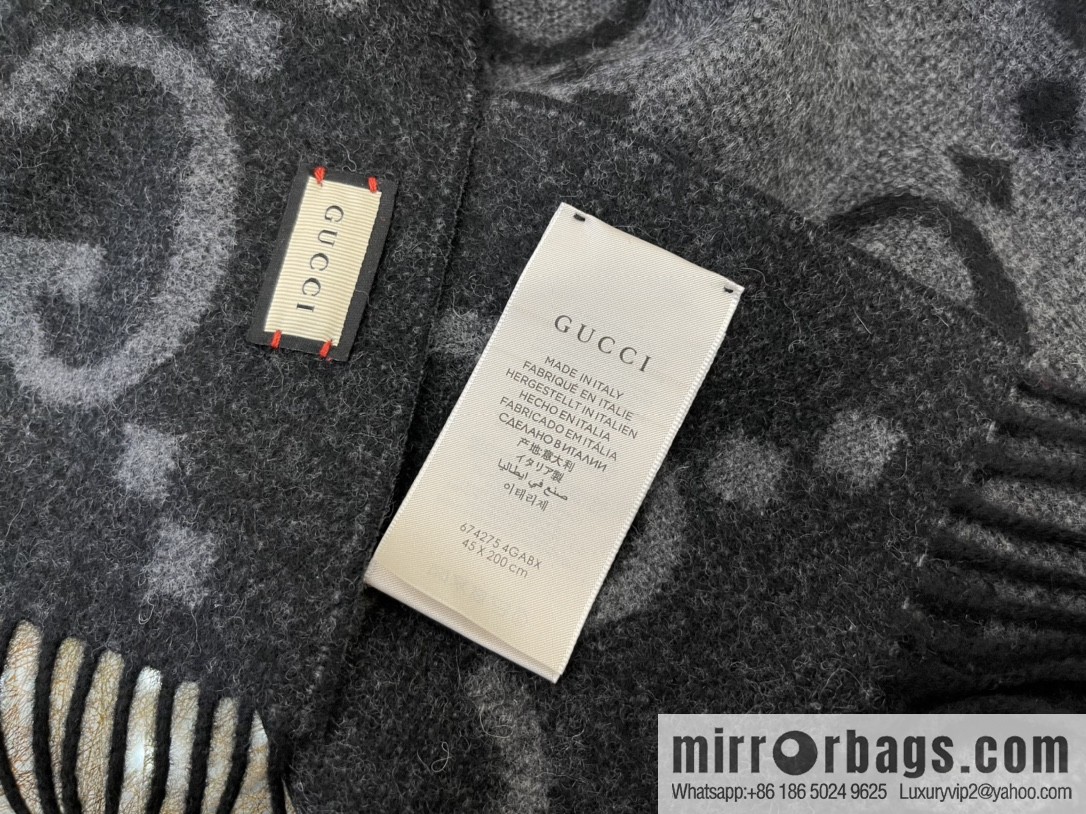 GUCCI Gucci GG pattern fringed detail pure cashmere scarf 674275