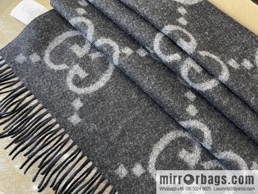 GUCCI Gucci GG pattern fringed detail pure cashmere scarf 674275