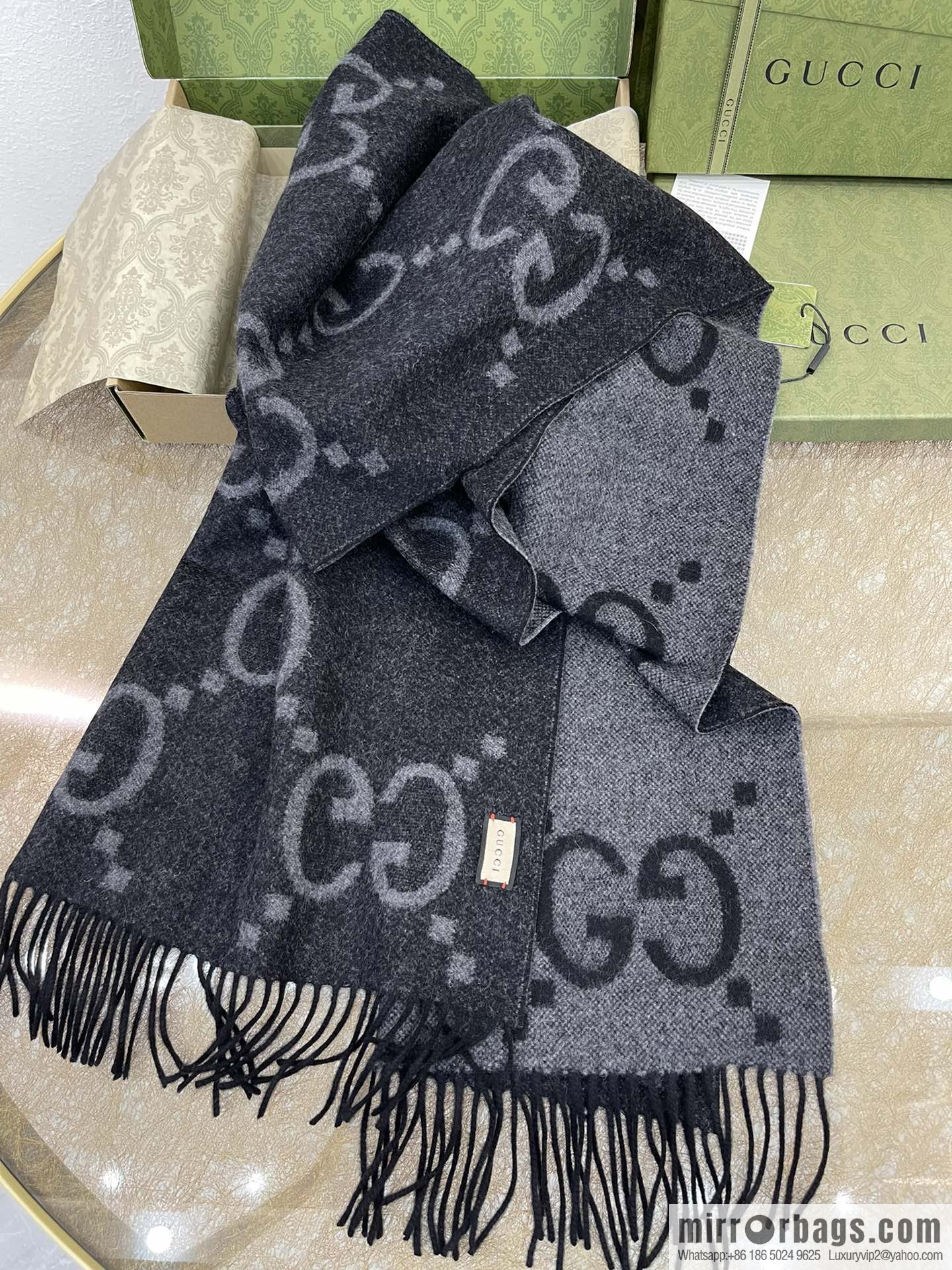 GUCCI Gucci GG pattern fringed detail pure cashmere scarf 674275