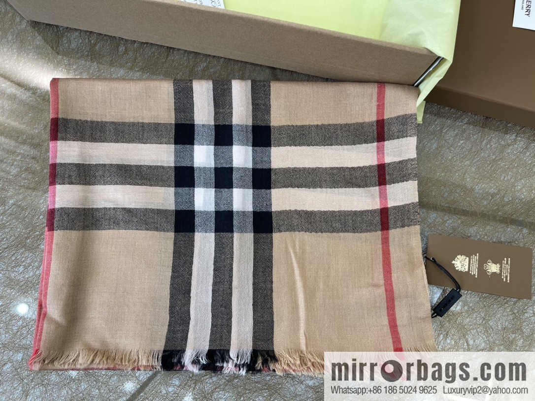 Burberry Burberry Thin Silk Hair Classic Long Towel