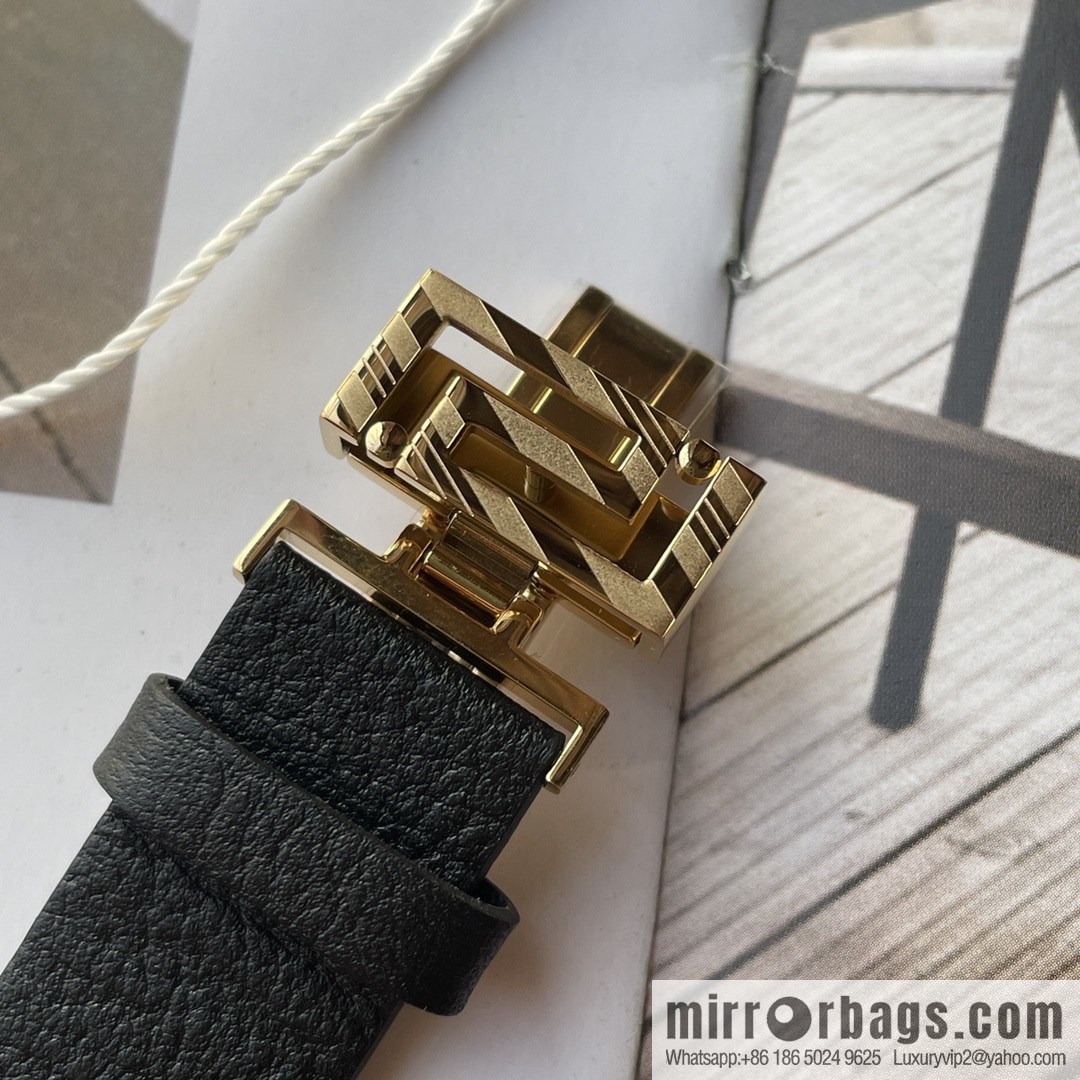 The new Versace VEPO series men's clothing! 41 * 9mm