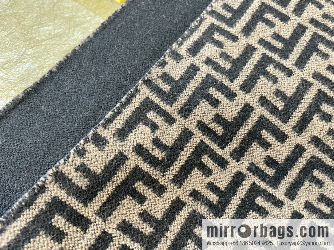 FENDI Fendi FF small letter jacquard 100% wool scarf FXS366